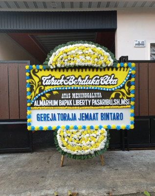 Papan Bunga Duka di Batujai